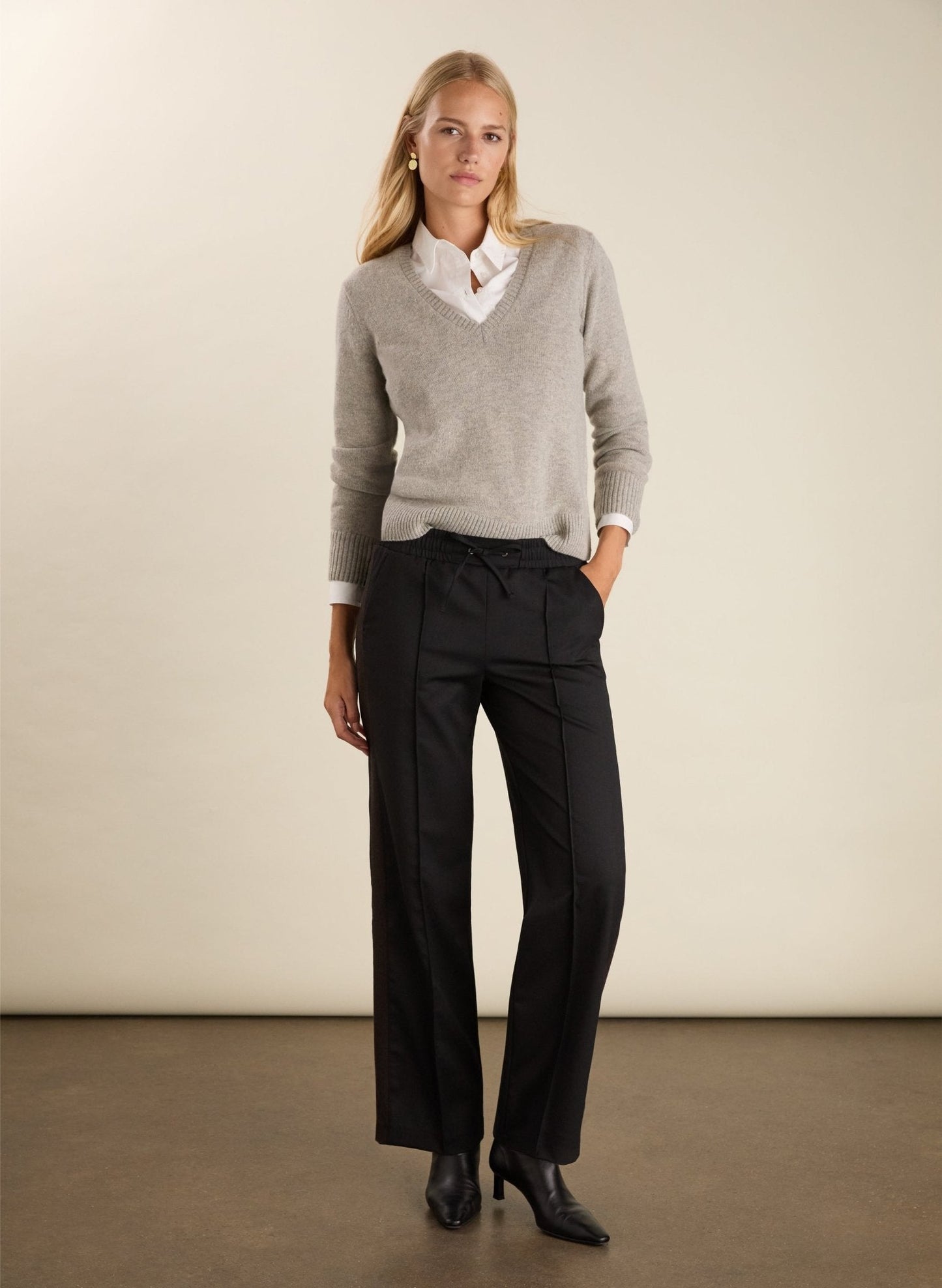 Donna Wool Blend Side Stripe Wide Leg Trousers / Caviar Black & Chocolate