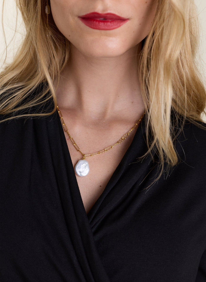 Emma Keshi Pearl Pendant Necklace - Gold