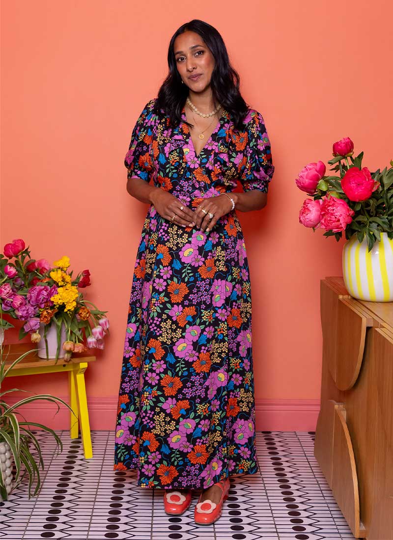 Zeena X Joanie - Adel Retro Floral Print Ruffle Collar Wrap Dress (Purple)