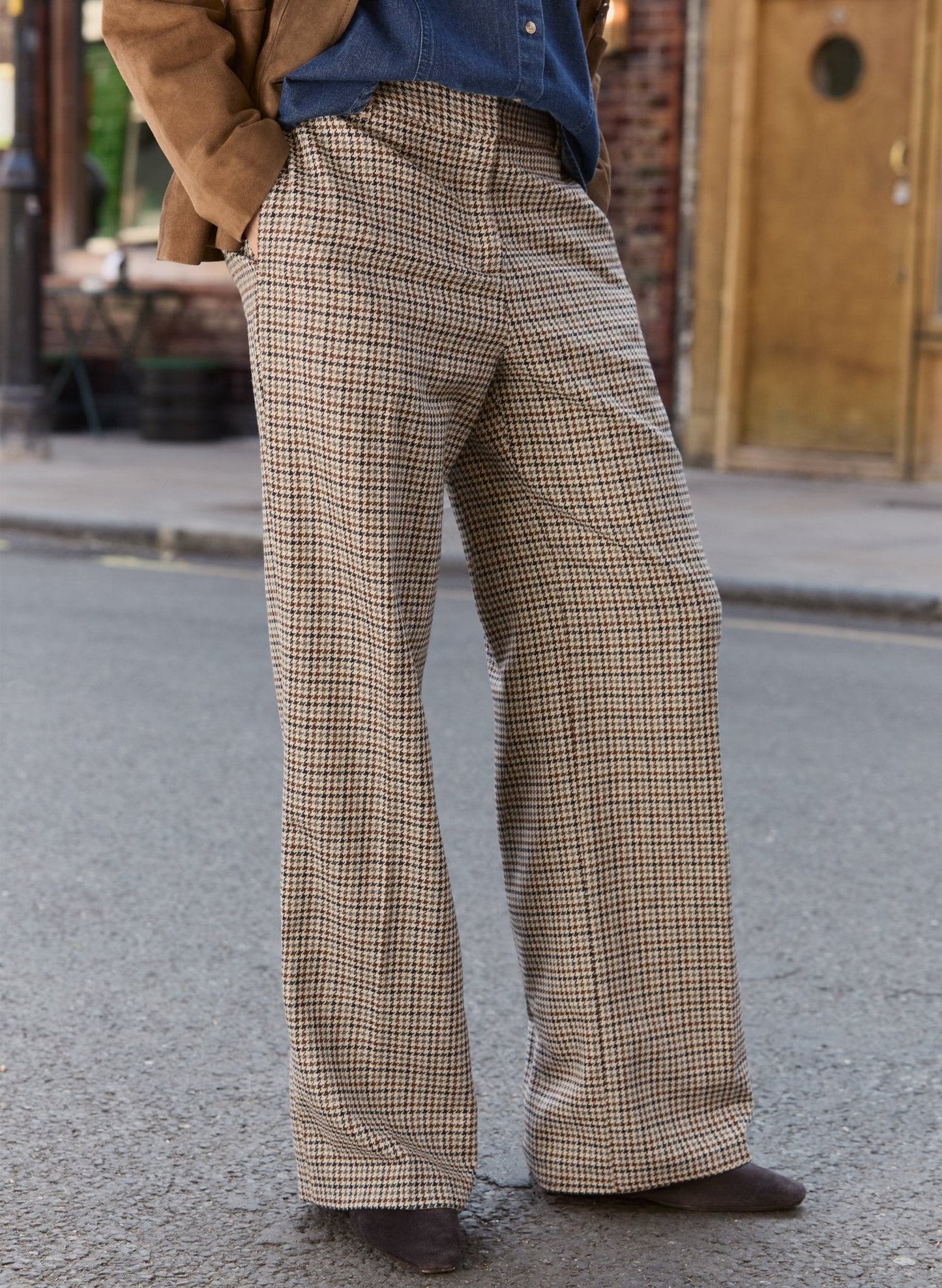 Gwynnie Wool Blend Wide Leg Trousers - Neutral Puppytooth Check
