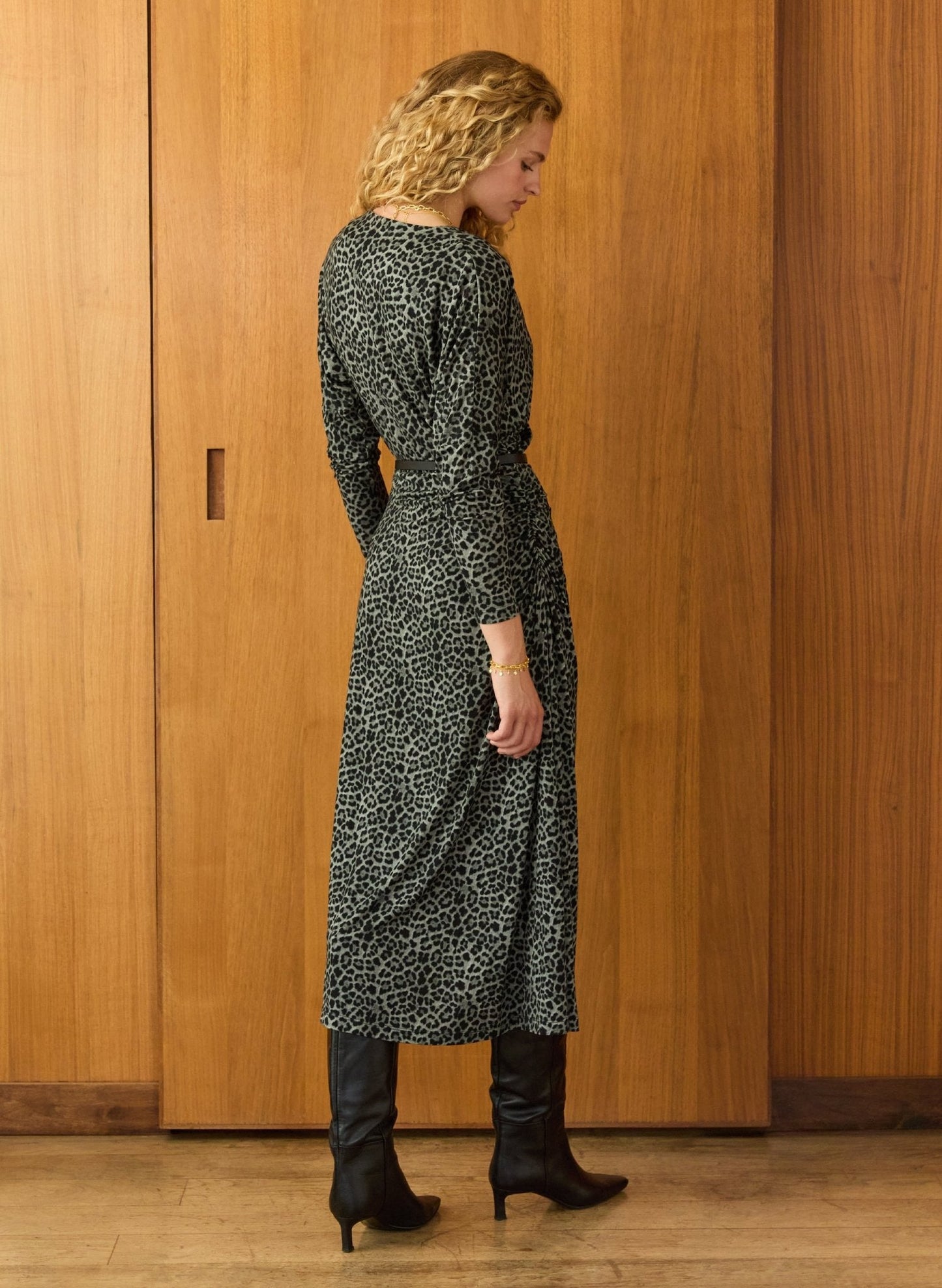 Kylar Printed Jersey Midi Dress / Steel Leopard