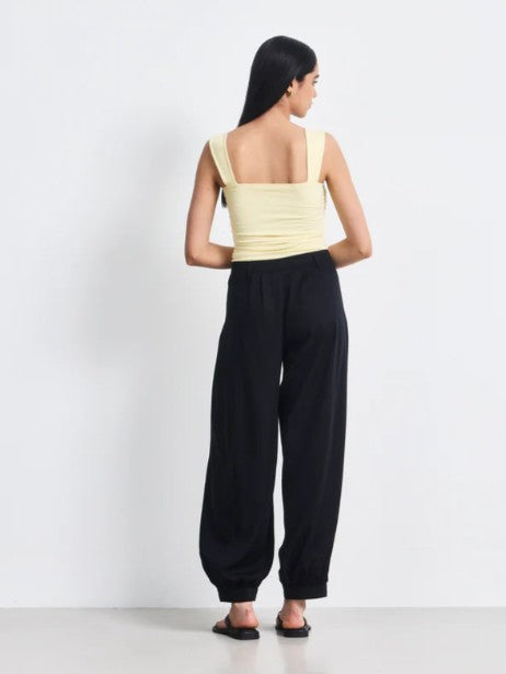 Lumi Smart Trouser in Black