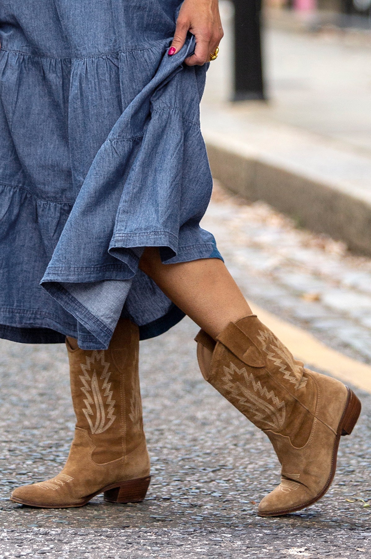 ALPE Camilla Cowboy Boots - Camel