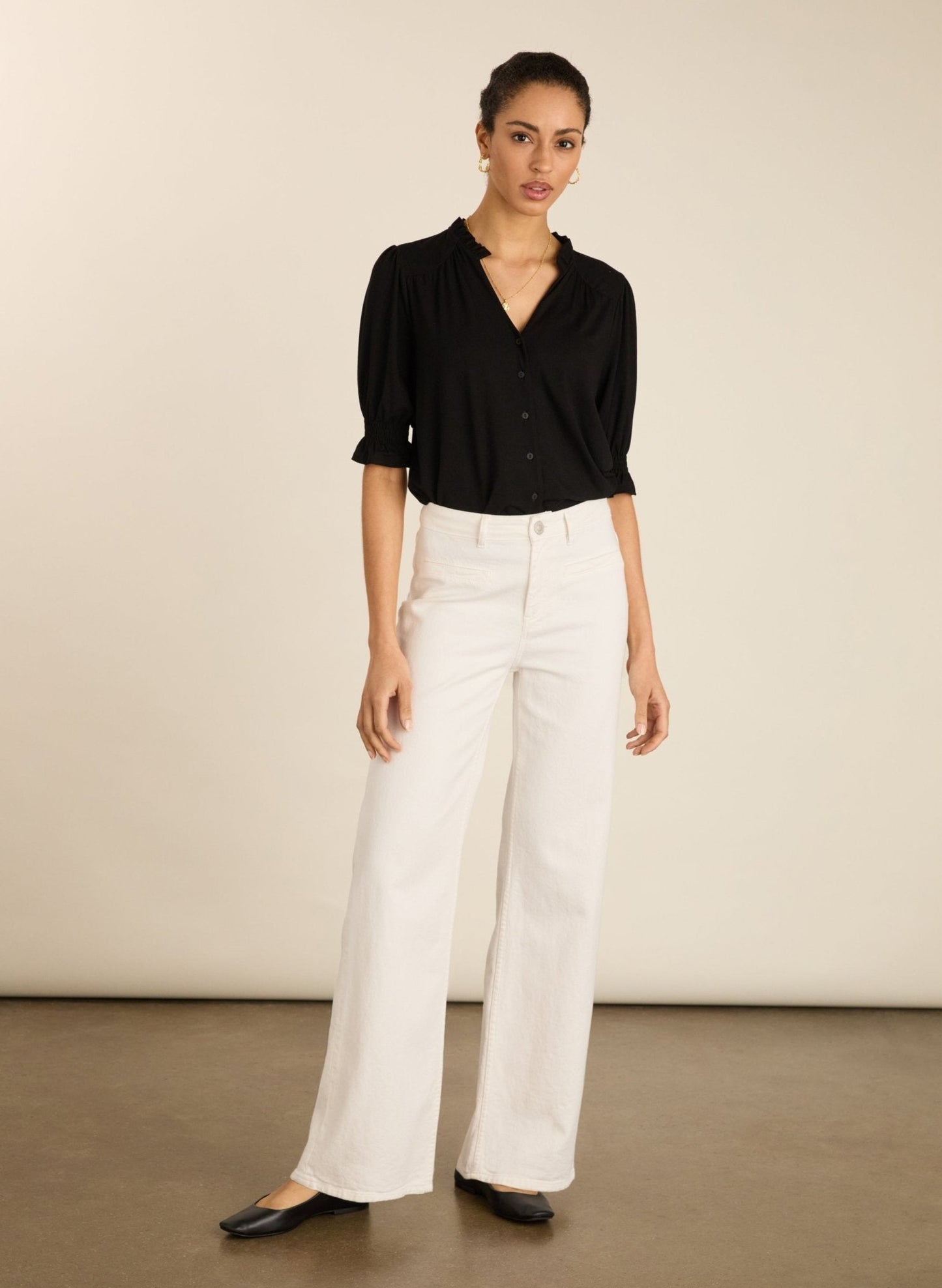 Noa Short Sleeve Blouse - Caviar Black