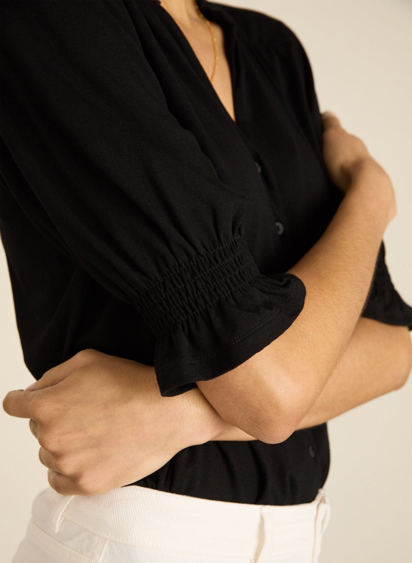 Noa Short Sleeve Blouse - Caviar Black