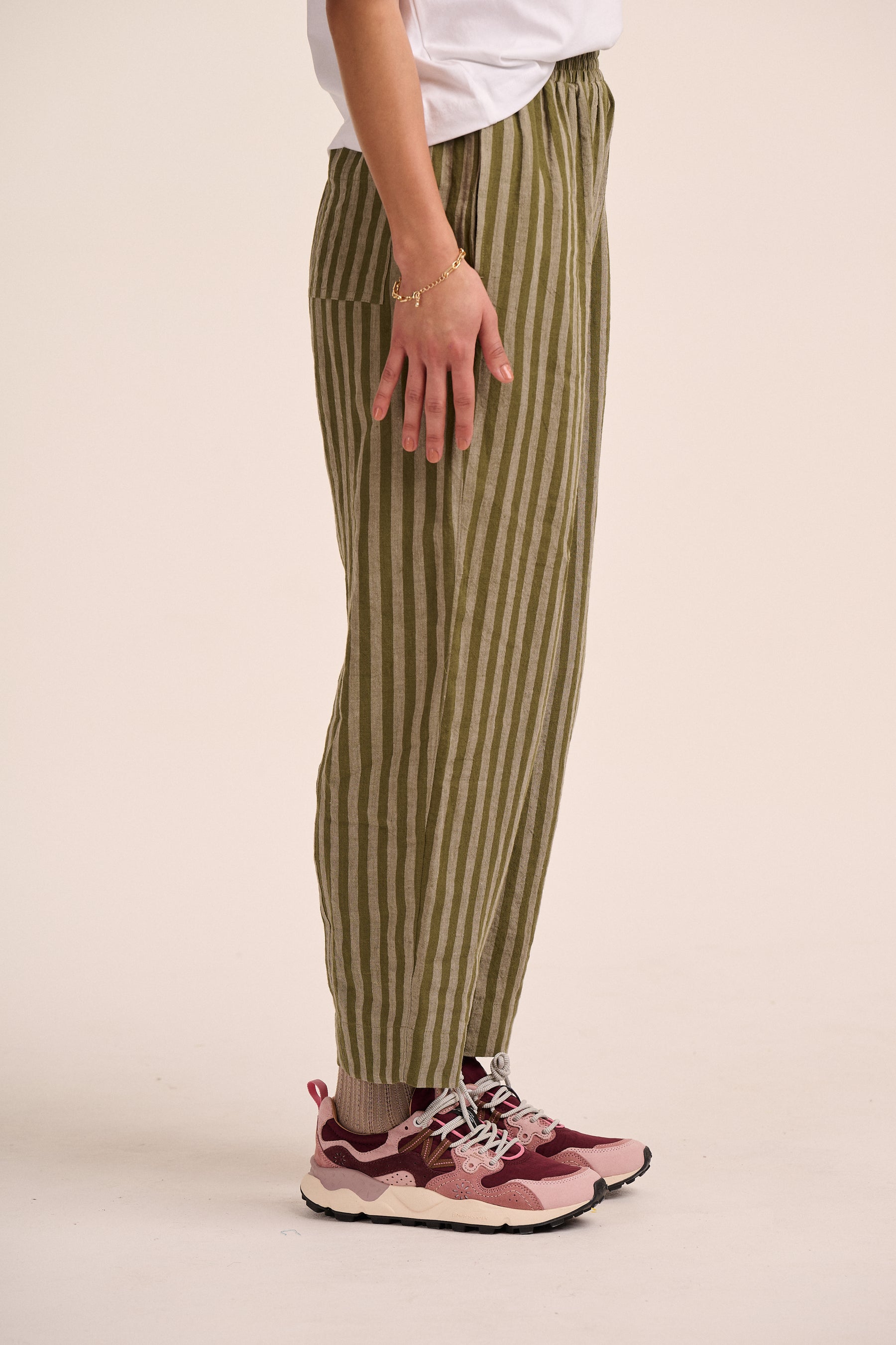 Khaki stripe linen trousers.