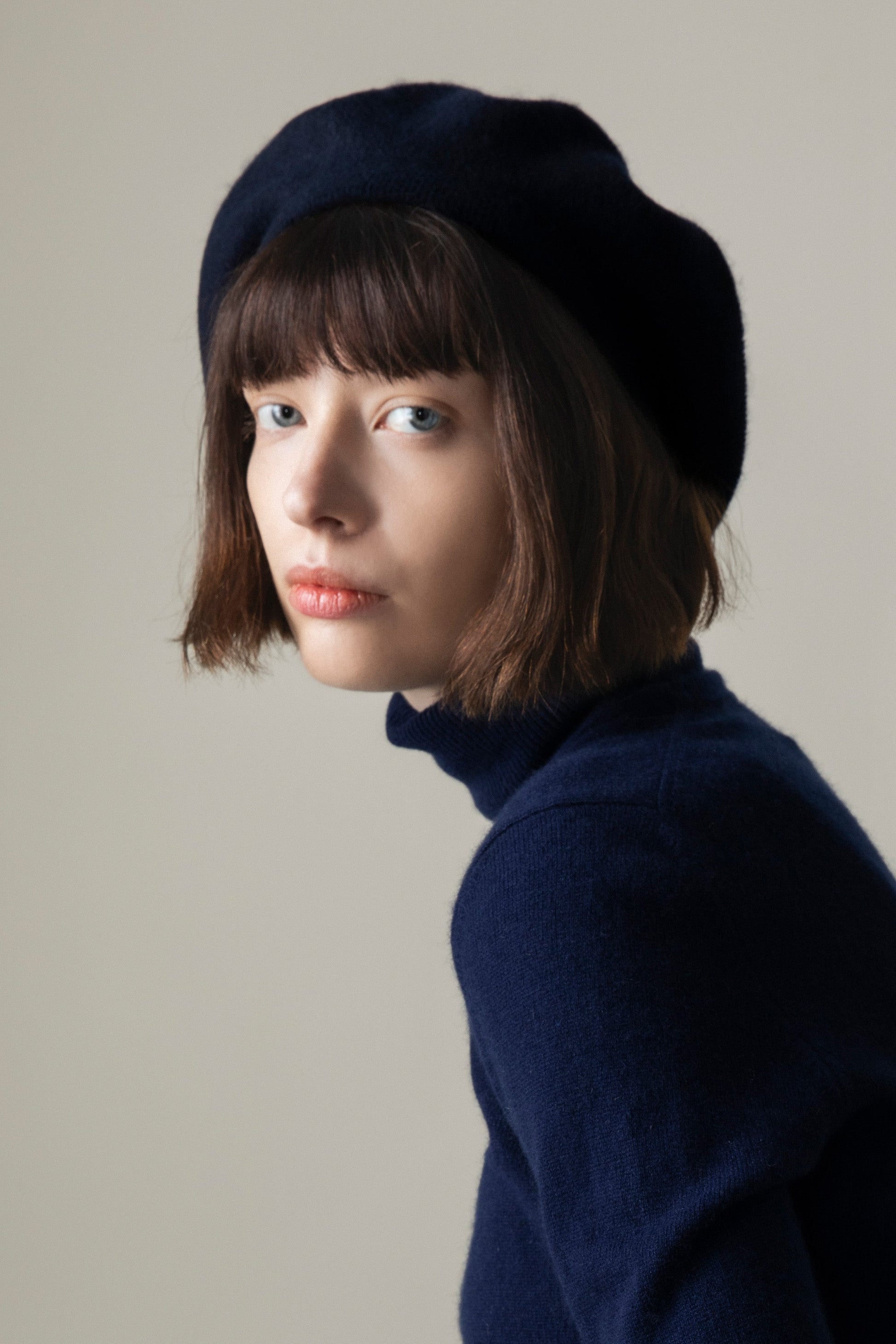 Dark navy cashmere beret by Kiltane.