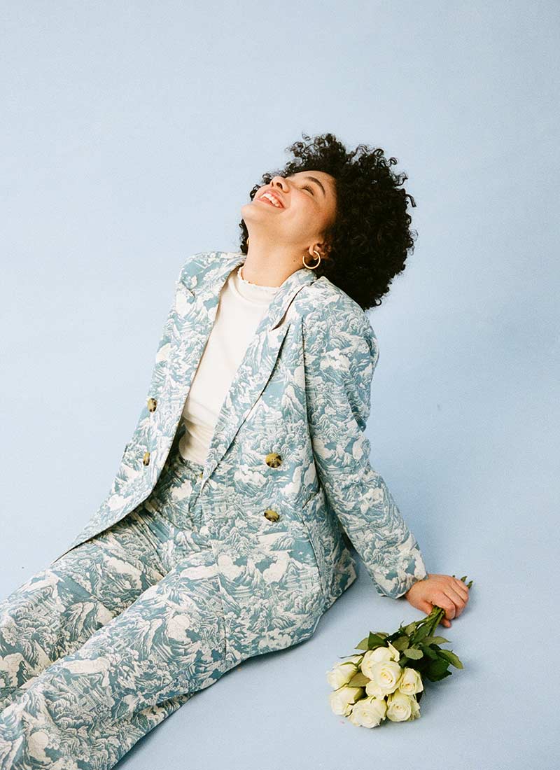 Richy Ornamental Chinoiserie Print Soft Tailored Blazer - Sustainable Organic Cotton (Blue)