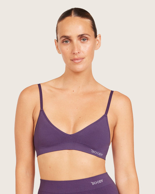Wireless t-shirt bralette in amethyst purple bamboo fabric.