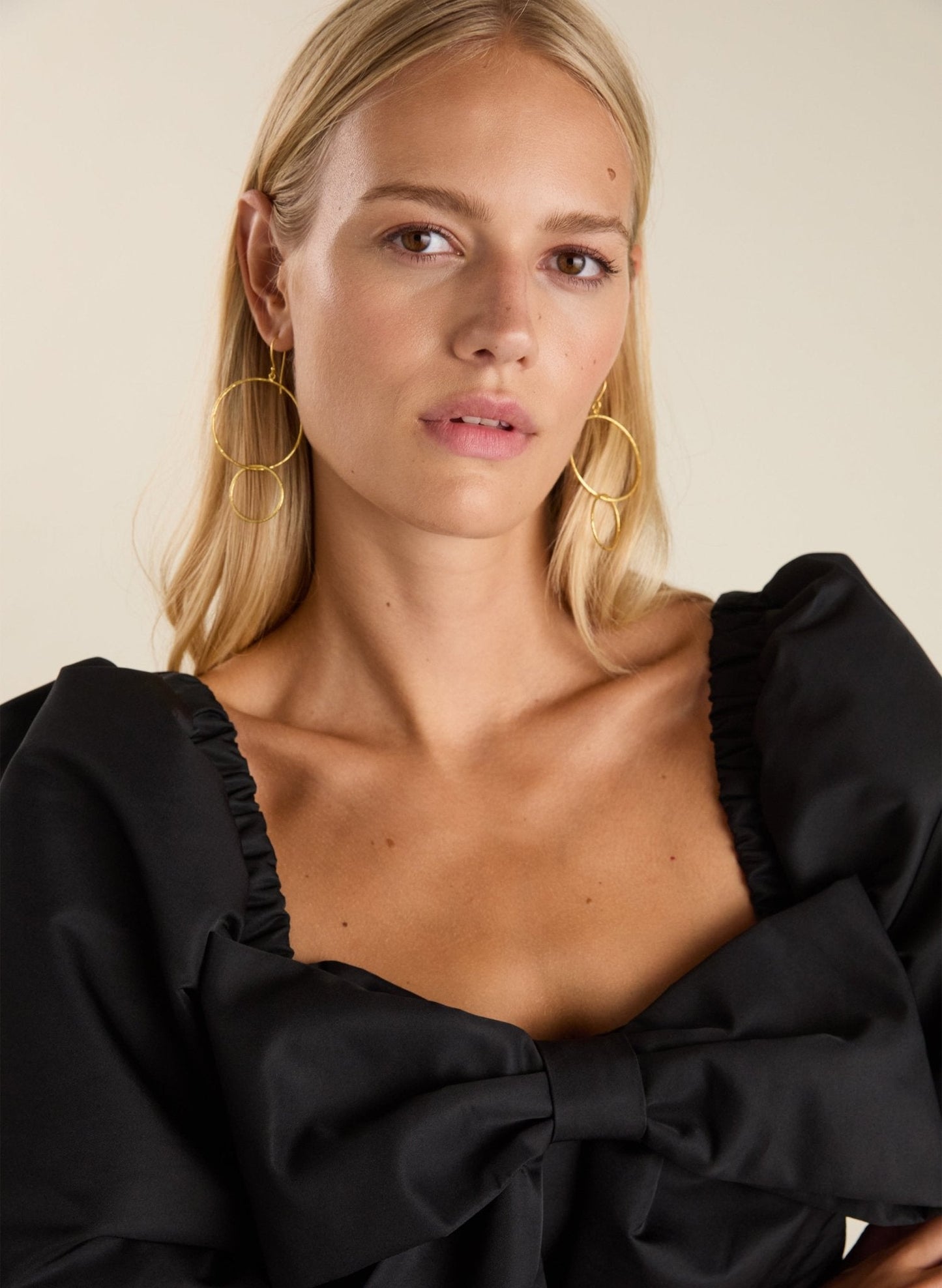 Star Bow Detail Midi Dress / Caviar Black