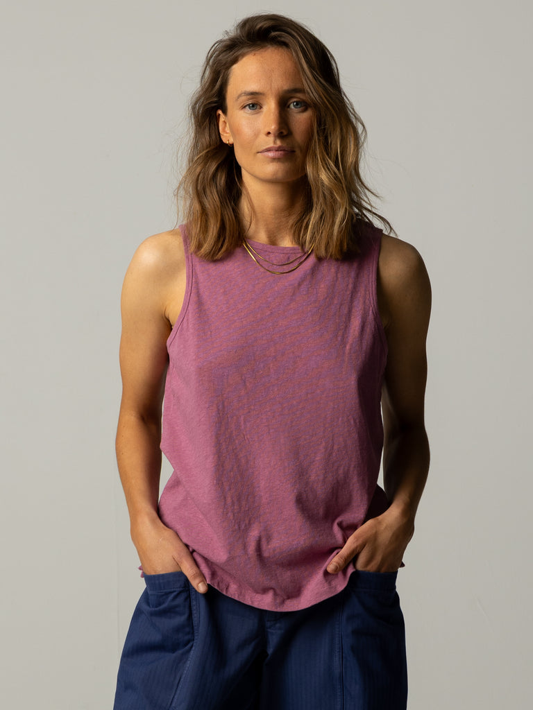 Women's Kea Vest - Dark Coral