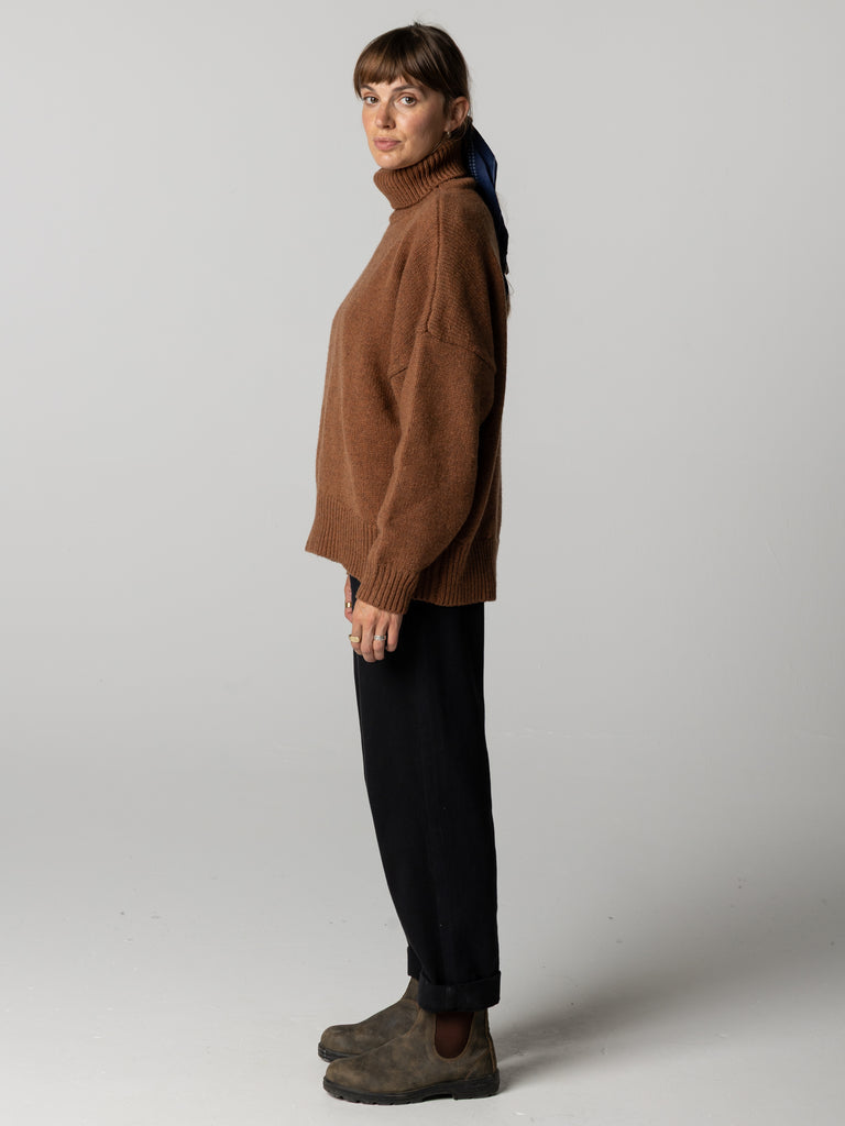 Women's Eyre Roll Neck Knit Jumper - Warm Chestnut